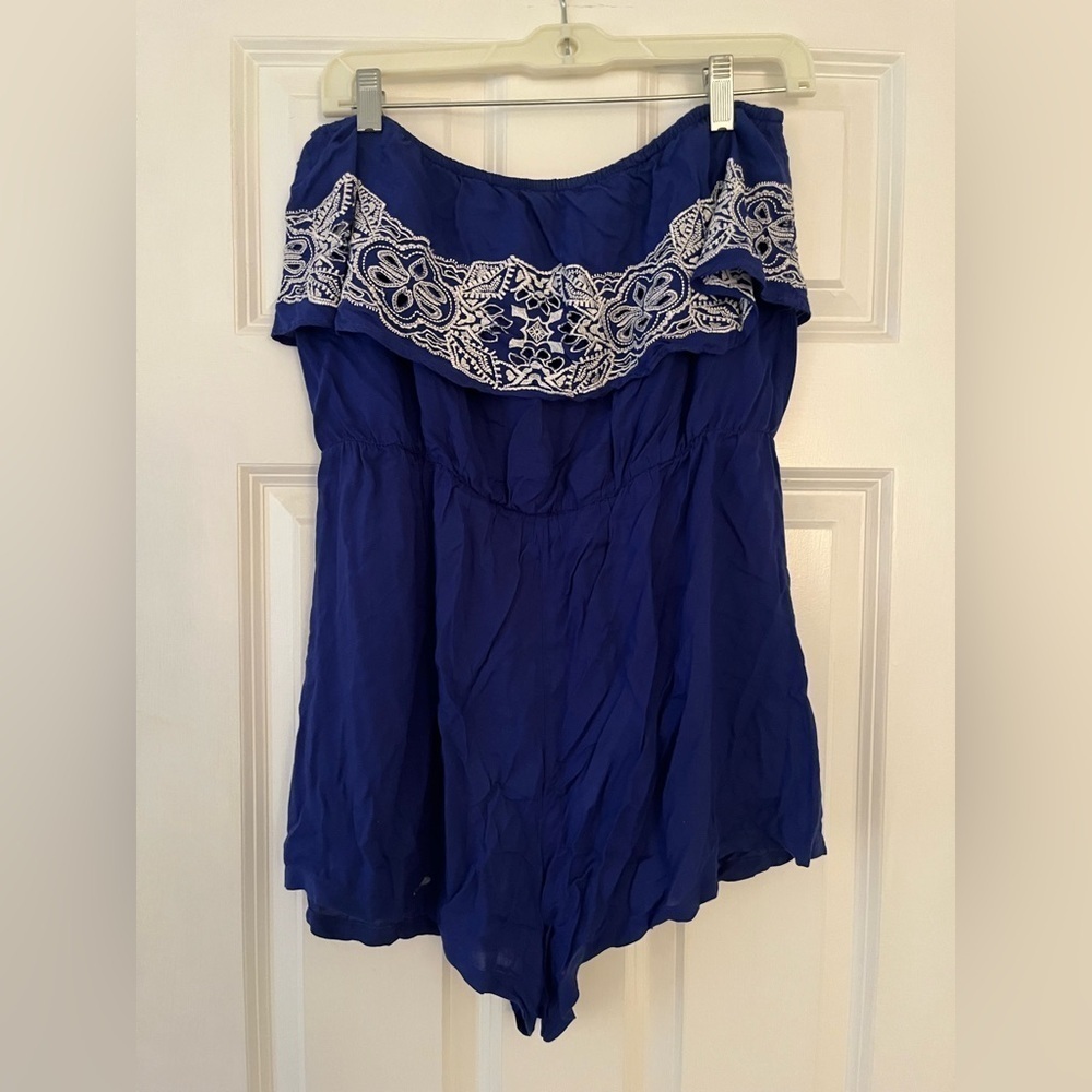 Nanette Lepore Beach Coverup - Picture 6 of 6